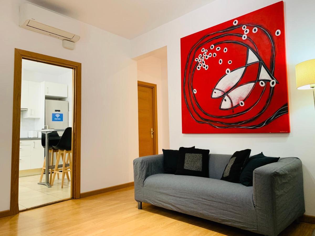 Super Balmes Guest House Barcelona Ngoại thất bức ảnh