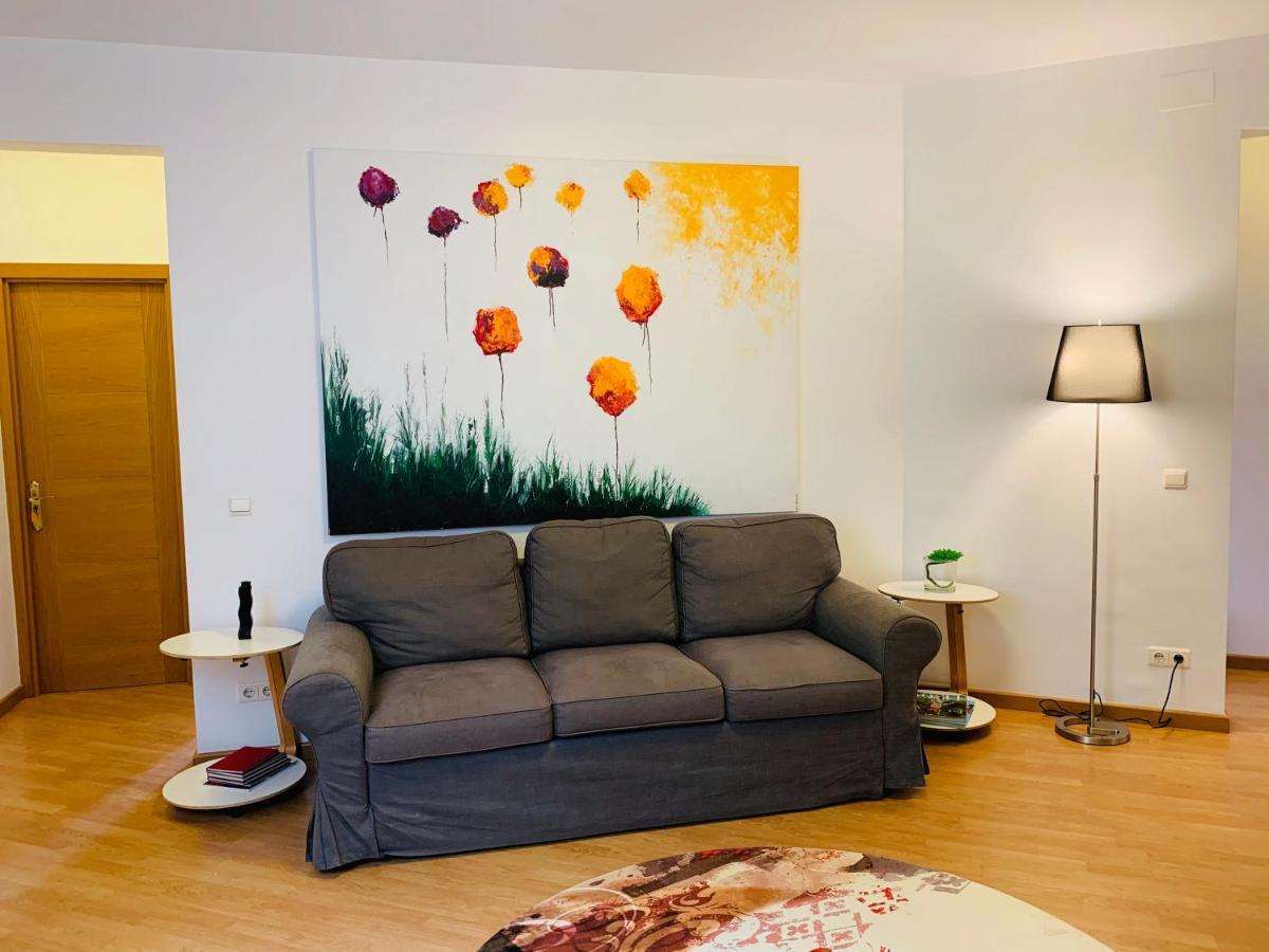 Super Balmes Guest House Barcelona Ngoại thất bức ảnh
