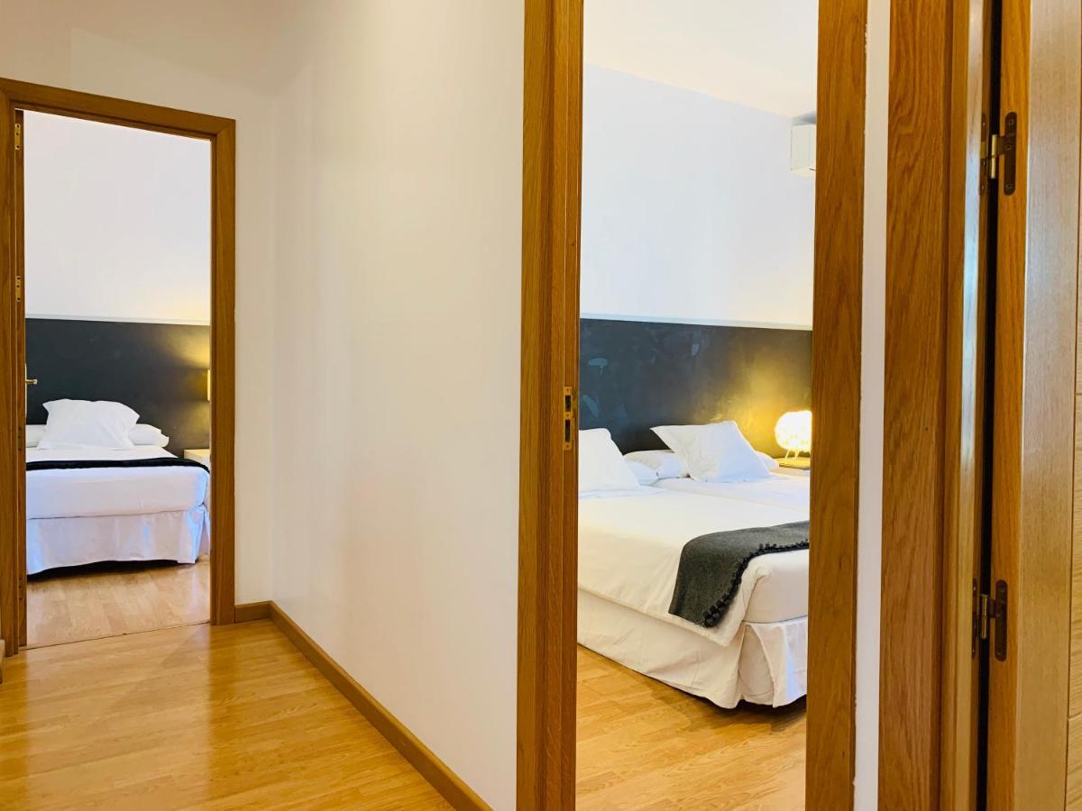 Super Balmes Guest House Barcelona Ngoại thất bức ảnh